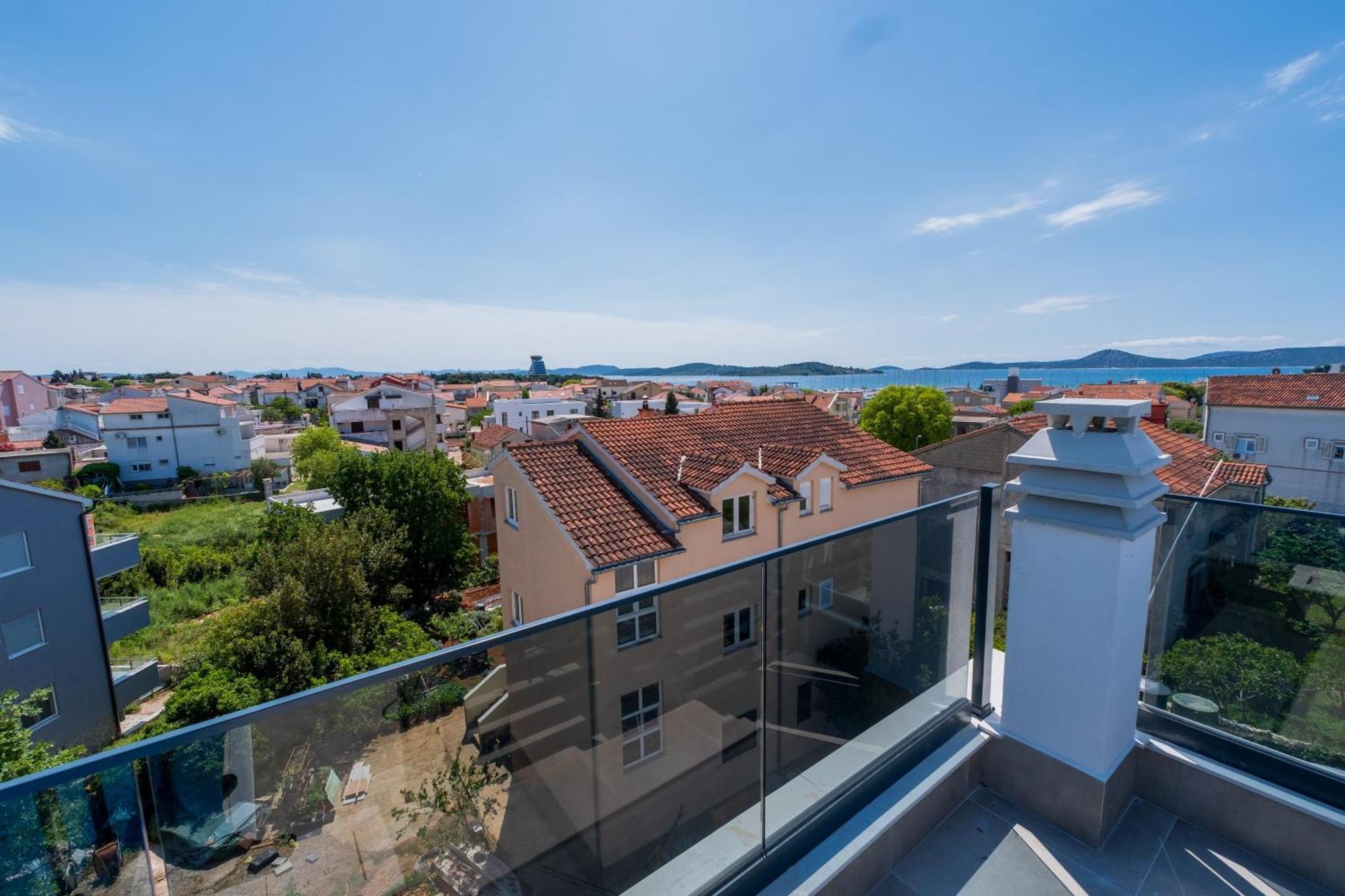 Three-Bedroom Premium Holiday Home Atmosfera With Private Pool&Sauna Vodice Exteriér fotografie